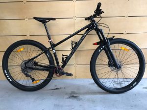 Вживаний Велосипед 29″ Merida Big Trail 400 Glossy Black (Matt Cool Grey) 2021