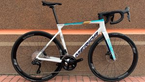 Велосипед 28″ Merida Scultura 5000 2025 105 Di2
